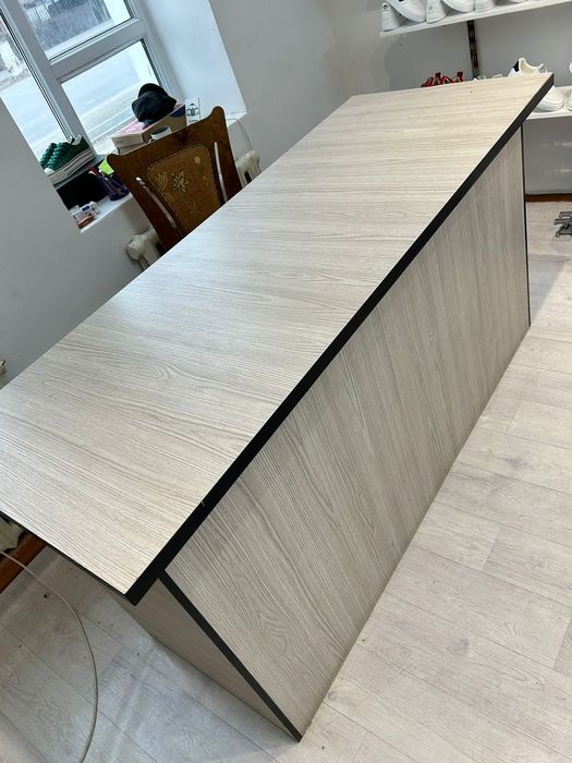 Стол мебель сатылады