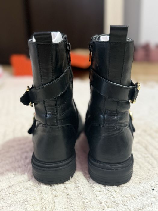 Елегантни Черни Боти FRIBOO (Кожа) с Катарами и Златен Ци