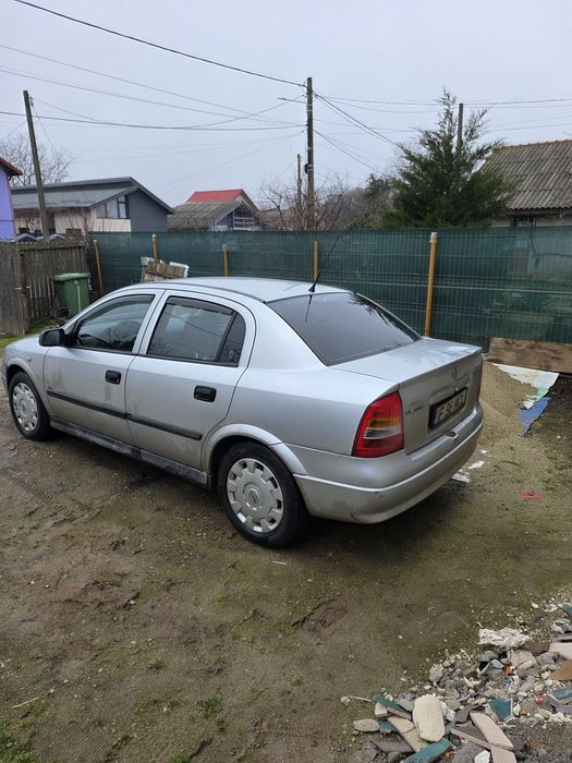 Opel astara  Dezmembrari