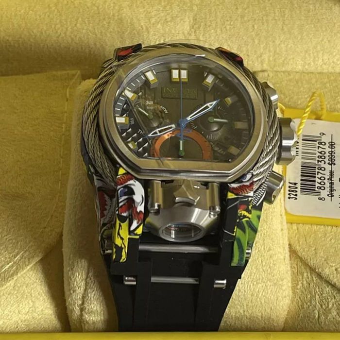 Часы 32804 Invicta Reserve Bolt Zeus Magnum Swiss механизм Ronda Z60