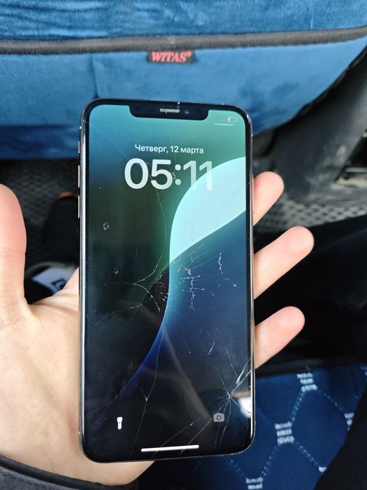 Продам айфон xs max