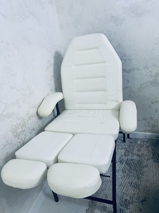 Продам кушетку раскладную