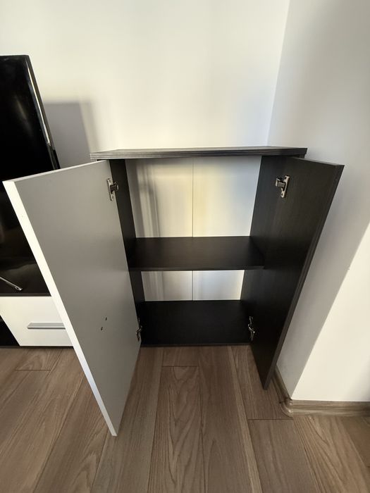 Mobilier living modular in stare foarte buna - comoda tv - dulap lateral - corp suspendat - raft suspendat