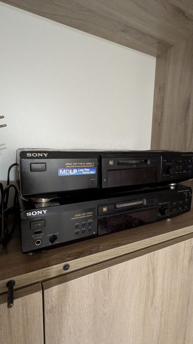 Мин .диск пройграватели.Sony.