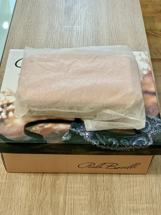 Продавам Елегантна дамска Чанта Paolo Boccelli + обувки №35 подарък!