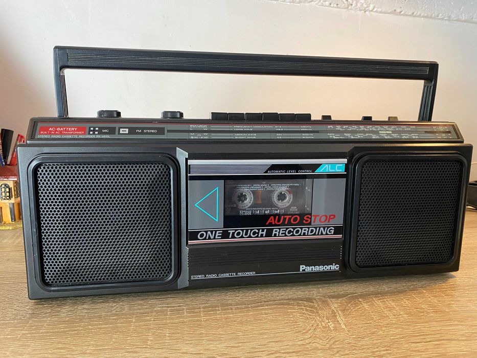 Радиокасетофон Panasonic RX-4910L