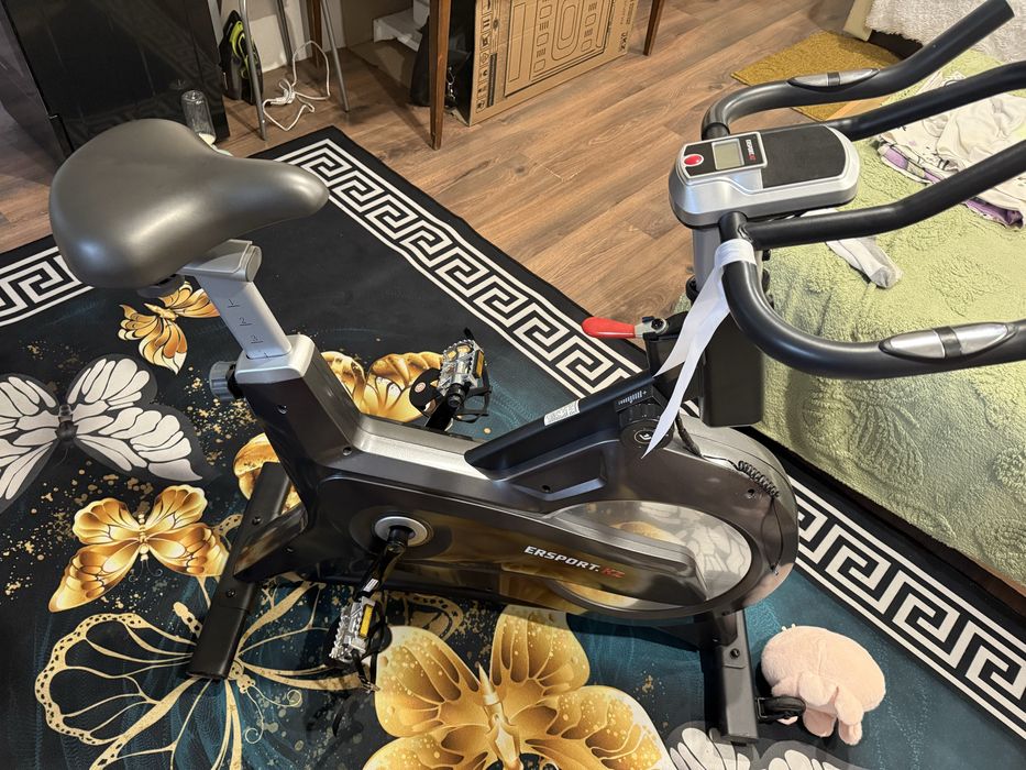 Велотреножер новый