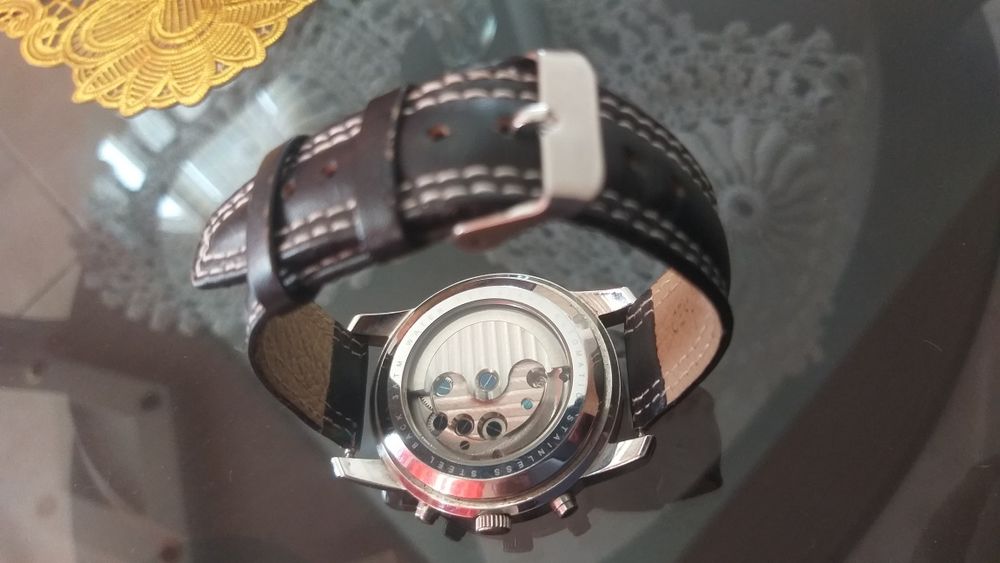 Vand ceas mecanism automatic