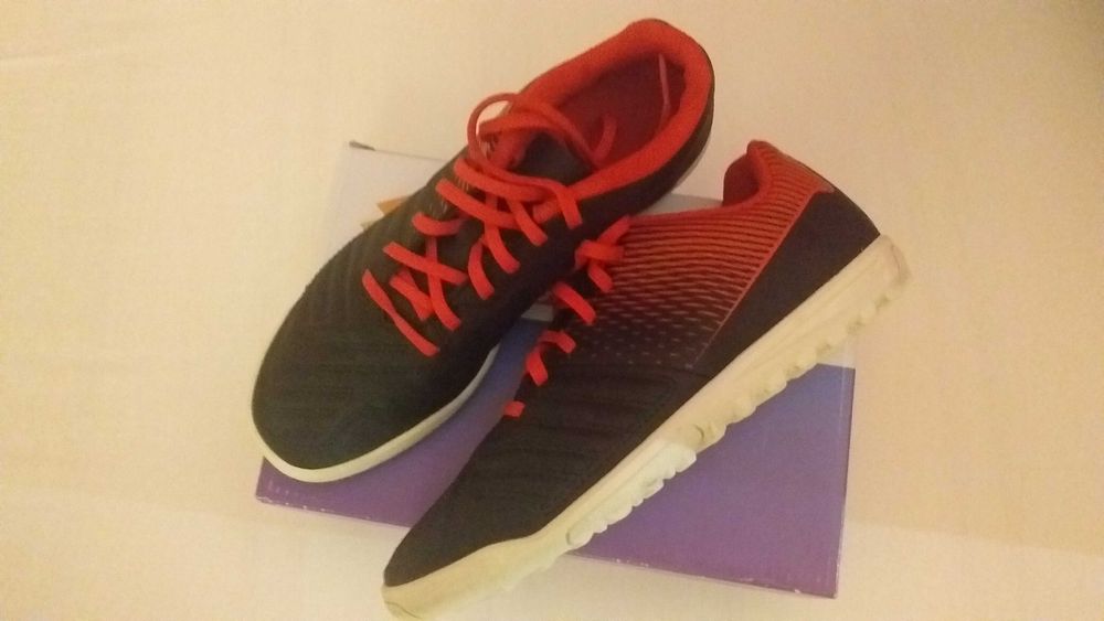 Оригинални бутонки 37 номер-40лв.