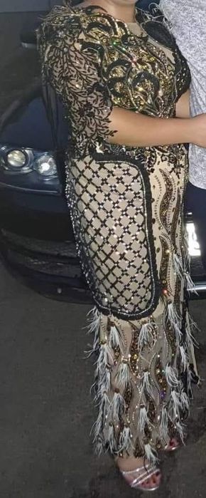 Rochie de vanzare, purtată o singură dată arată perfect