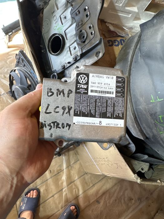 Centuri fata stanga dreapta set pt vw passat b7 b6 cc si modul