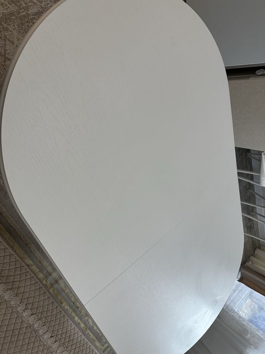 Продам стол большой