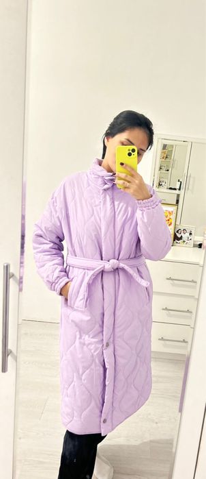 Продам парку женскую