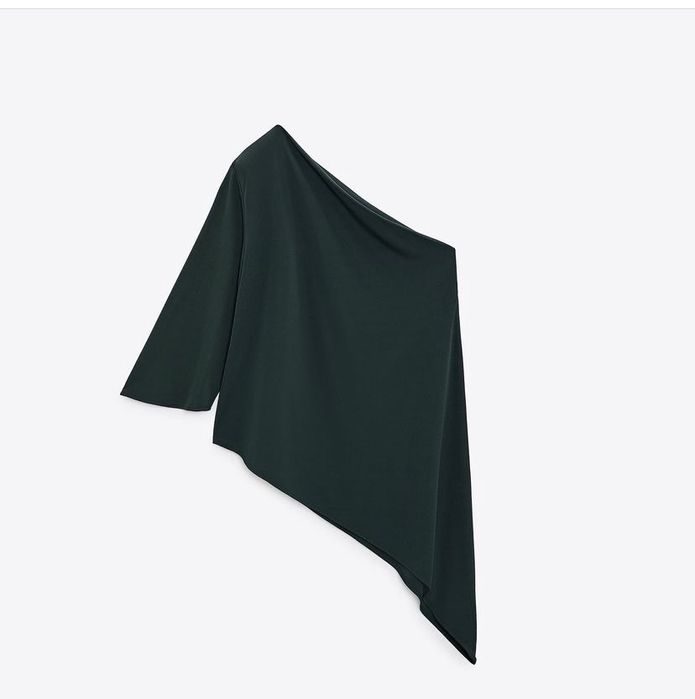 Set Costum Zara marime M fusta pantaloni și bluza cu umăr gol