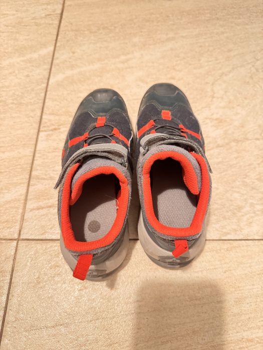 Încălțăminte drumeție Crossrock Decathlon – mărime 34