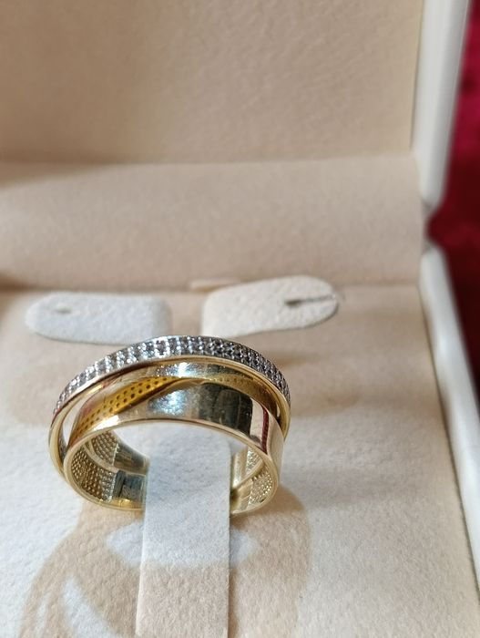 Золотое кольцо Турецкая изделия проба 585, вес 7,13 , размер 18,5