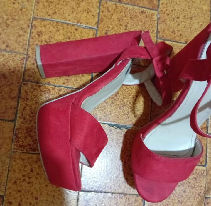 Sandale dama cu platforma și toc gros