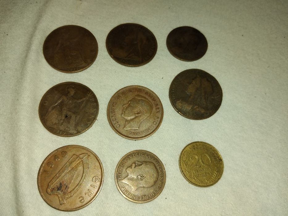 Monede vechi de colecție