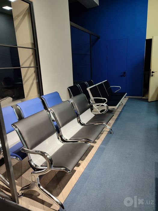 Kutish uchun zal Skameyka, ajidanka,airport. Скамейка для зал ожидания