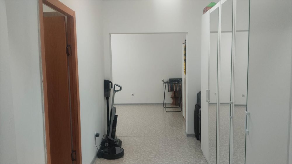Продам 2 комнатную квартиру