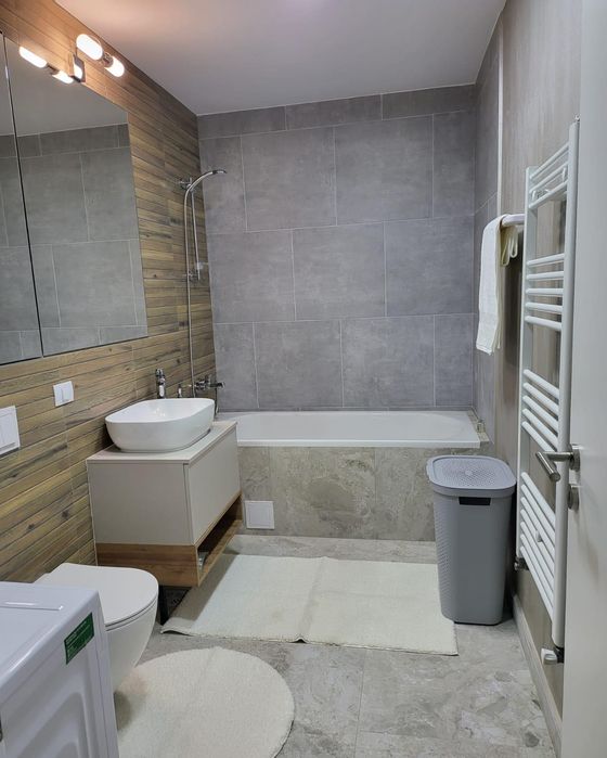 Garsoniera de închiriat zona Coresi