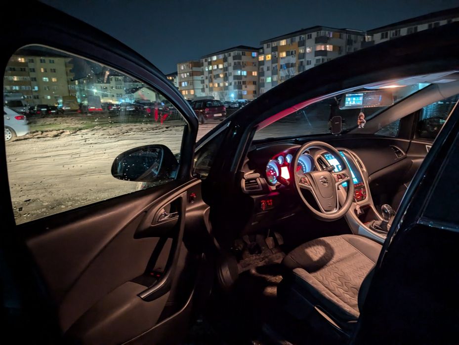 OPEL Astra 2013 — imagine 4