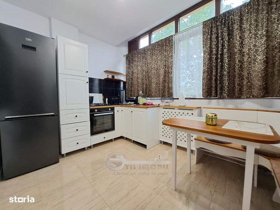 Apartament 3 camere decomandat, capat Cug Valea Adanca, bloc  2022, et