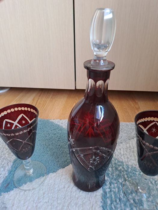 Vand set vintige cristal rubiniu