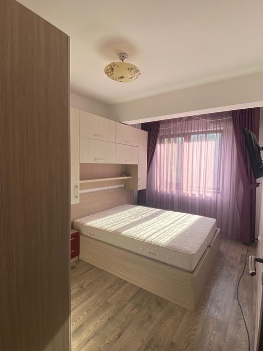 Mobilier dormitor pe comanda, potrivit 4,2mx2,8