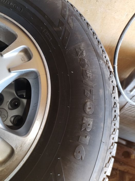 Продам колеса на Паджеро