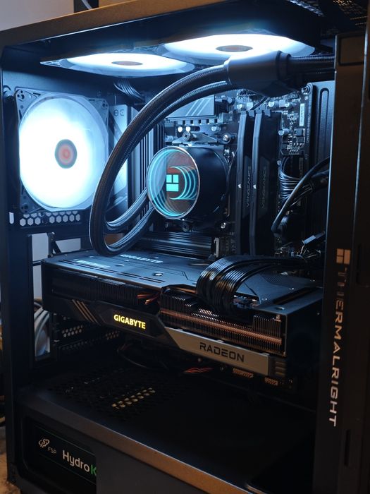 Desktop PC Gaming Ryzen 7 7800X3D, 32GB DDR5, 2TB SSD, RX 7800 XT 16GB