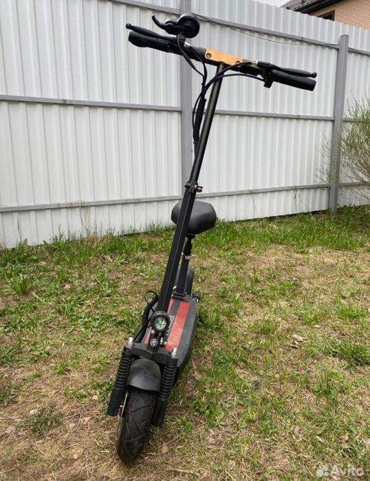 Электросамакот Куго м4 про сиденялик