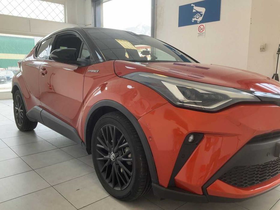 Toyota C-HR 2.0 184ks Hybrid Premiere