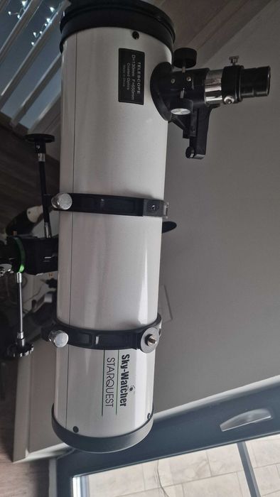De vanzare :Telescop Newton SkyWatcher StarQuest 130/650 EQ.