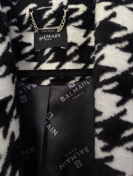 Палто  Balmain.