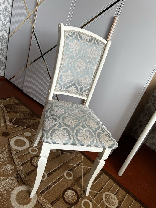 Стул в хорошем состоянии