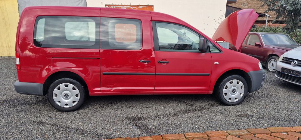 Mașina de vânzare MAXI