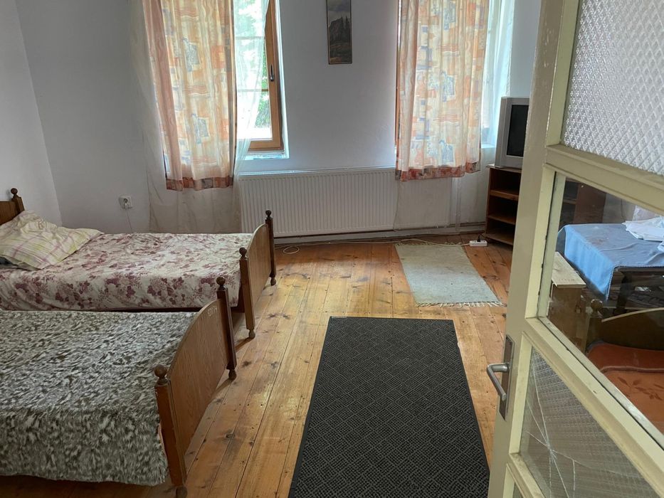 Inchiriez casa muncitori