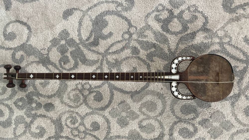 Qashqar rubob zakasnoy