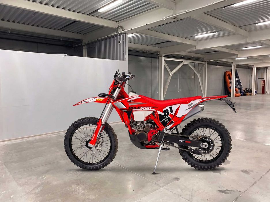 Мотоцикл Regulmoto Holeshot Red Edition
