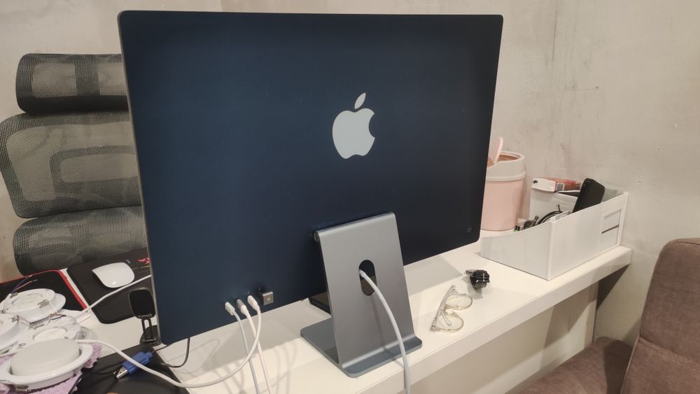 Apple Imac 24 продам в идеальном состоянии