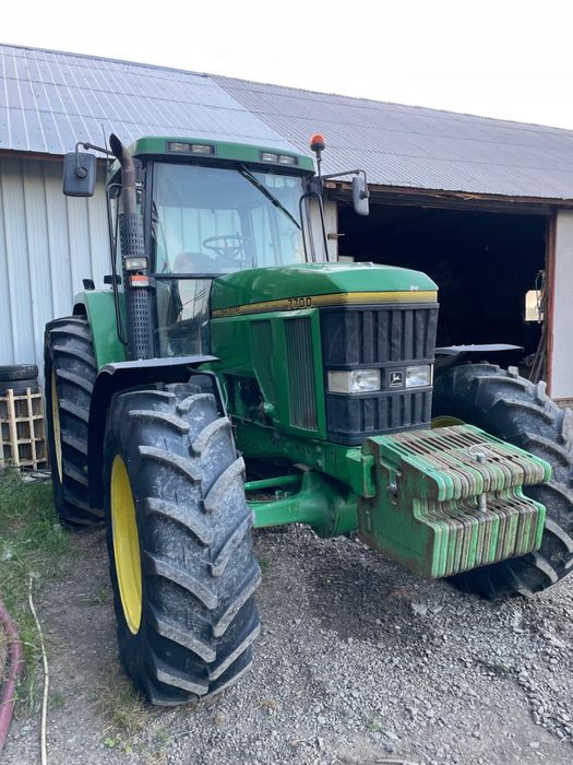 Tractor John deere 7700