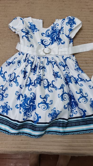 Продам платье детское