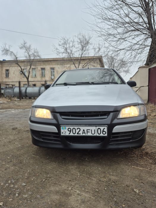 Продаю митсубиси спейс вагон