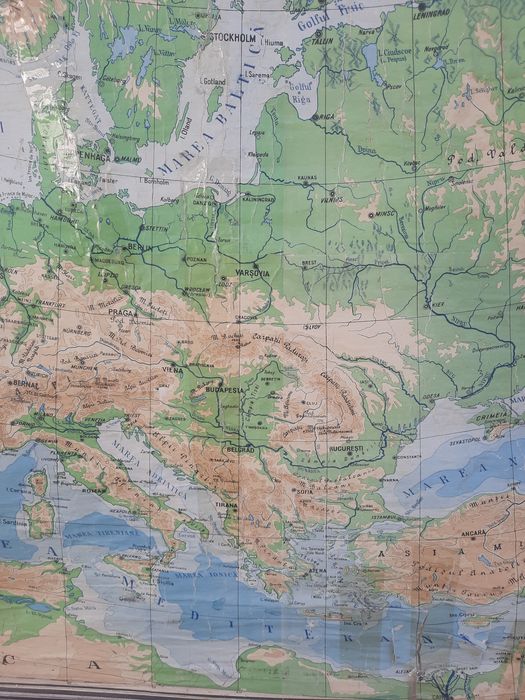 Două  hărți  din 1948