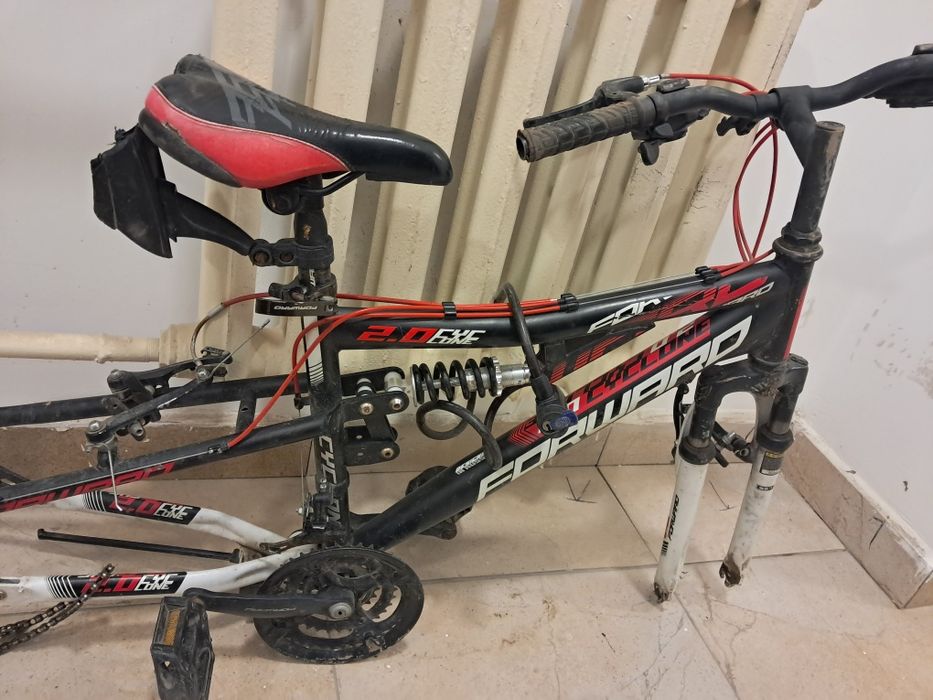 Продам велосипед Forward  без колес.