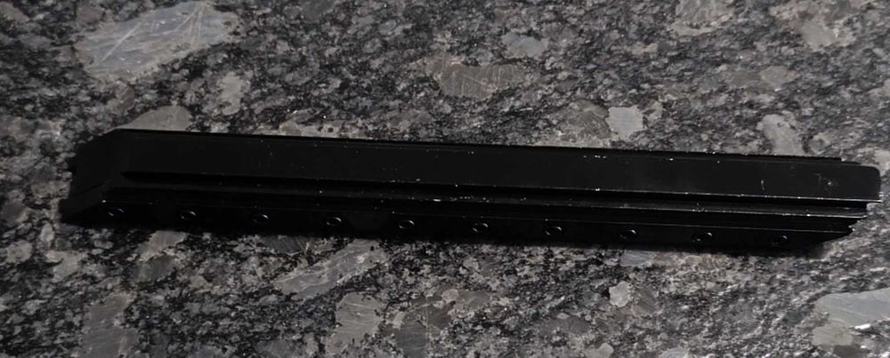 Повдигач за база за оптика