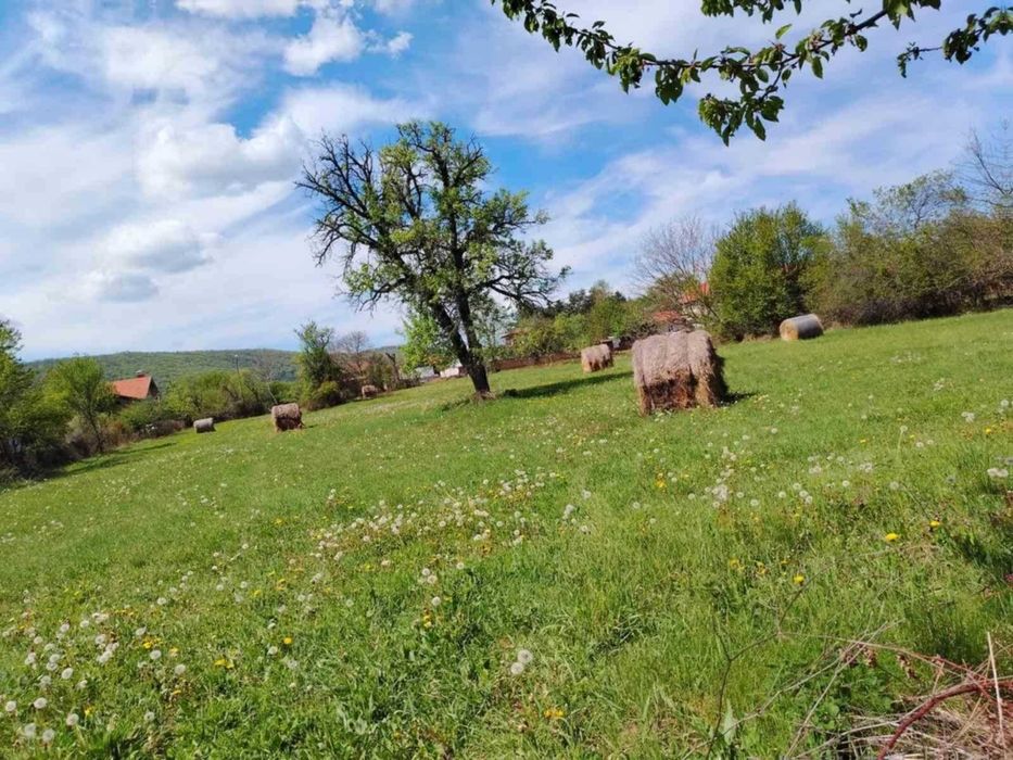 Парцел 1 дка с. Стефаново обл. Ловеч