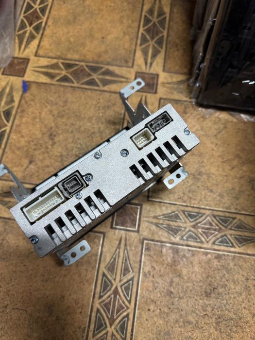 Магнитофон Nissan Juke