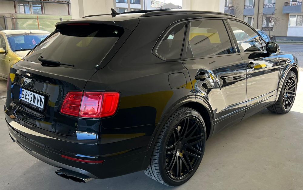 Bentley Bentayga V8